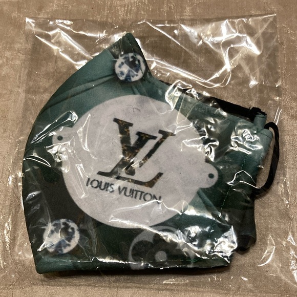 Fashion Louis Vuitton Custom FaceMask - Picture 1 of 2